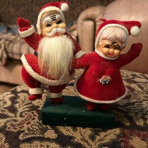 vtg Santa and Misses Clause plastic figurines 1960’s japan